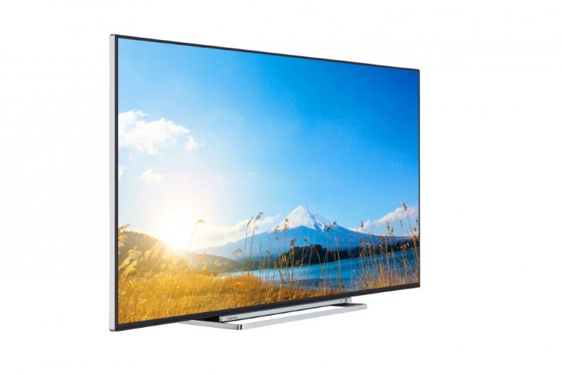 HP 15-bs049nm Celeron N3060 15.6HD AG 4GB 256GB HD Graphics DVDRW Win 10 Home Silver (2KG99EA)